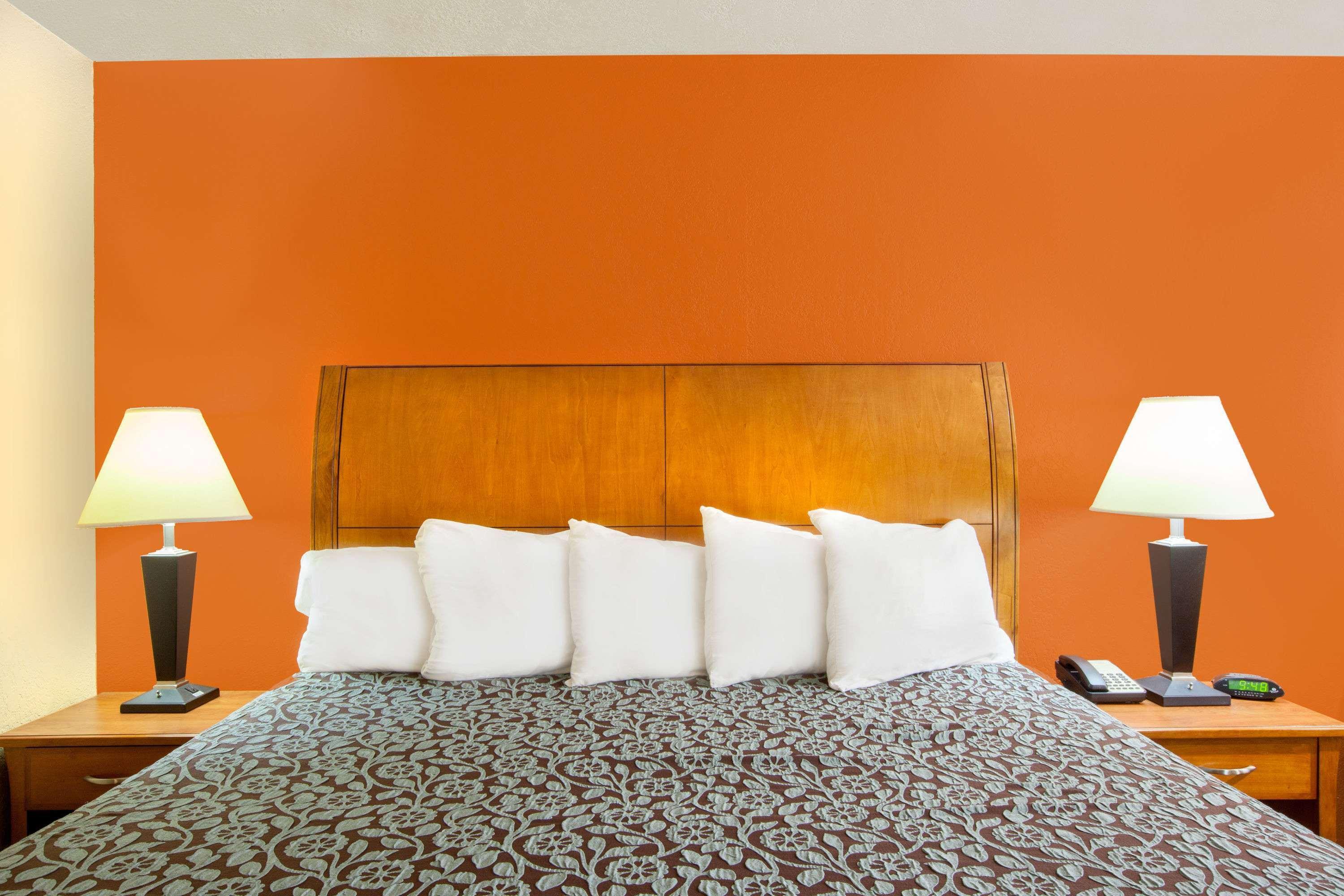 Days Inn By Wyndham Centerville מראה חיצוני תמונה