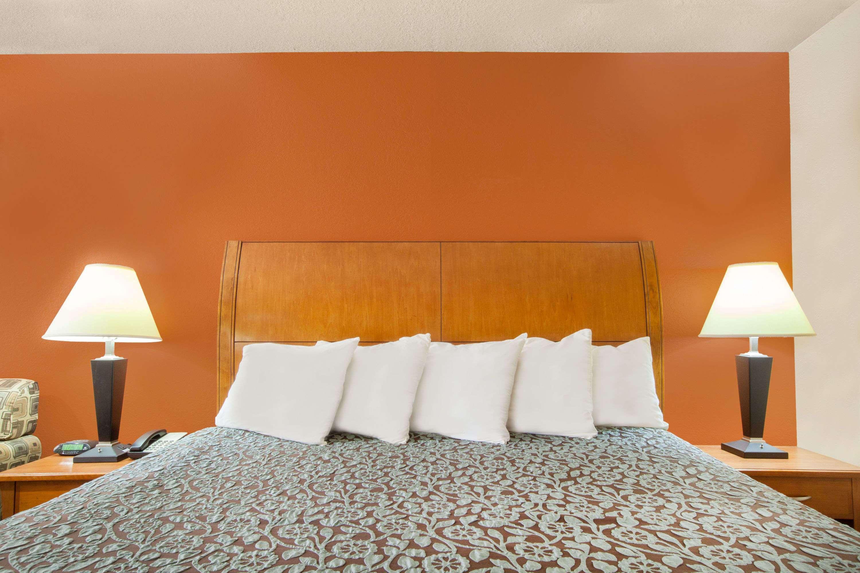 Days Inn By Wyndham Centerville מראה חיצוני תמונה